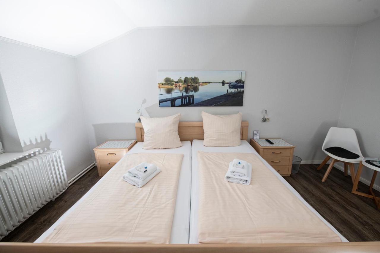 Zum Alten Faehrhaus - Bed & Breakfast Wrohm Dış mekan fotoğraf