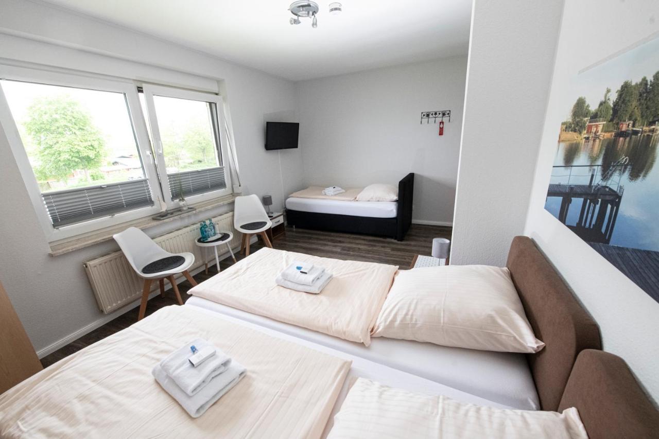 Zum Alten Faehrhaus - Bed & Breakfast Wrohm Dış mekan fotoğraf