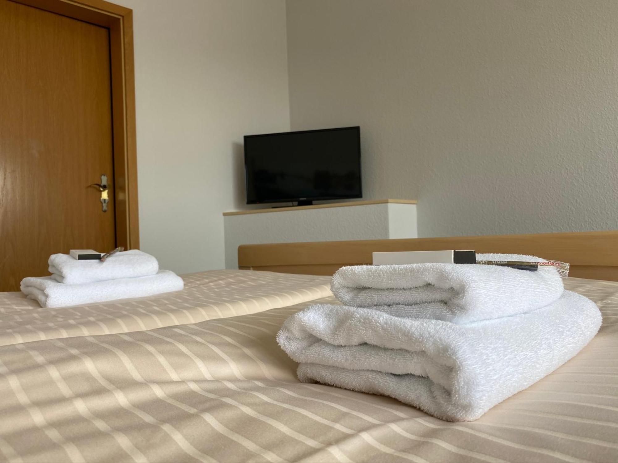 Zum Alten Faehrhaus - Bed & Breakfast Wrohm Dış mekan fotoğraf